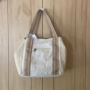 New with tags The Sak/Sakroots Catalina tote